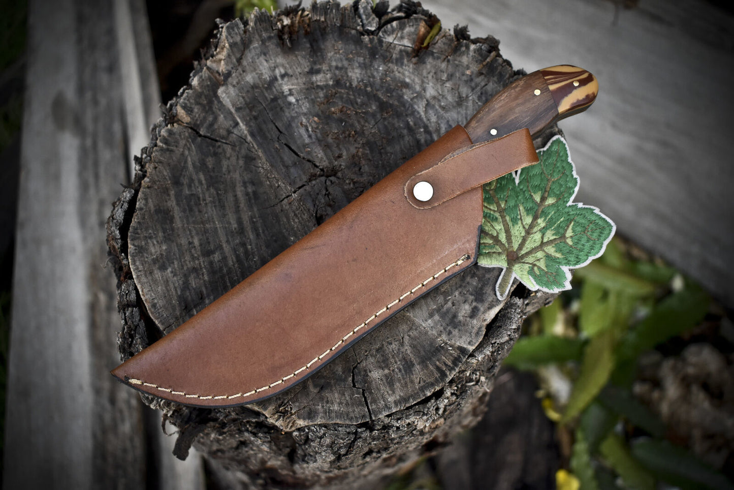 10.0 in Hand Crafted Hunting Skinner Knife Twist Damascus Walnut Wood Gift