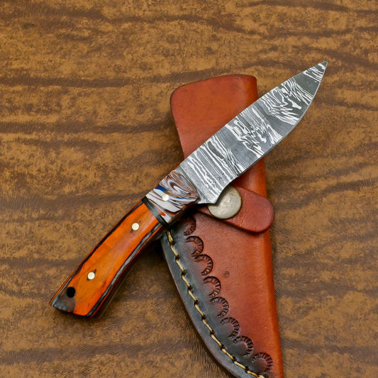 Handmade Damascus Skinner Hunting Knife with Resin and Wood Handle – Custom Fixed Blade