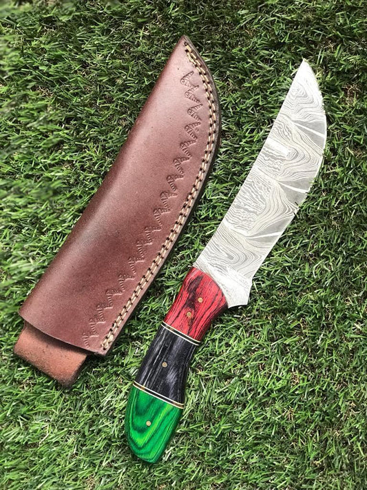 10.5" Custom Handmade Twist Damascus Steel Fixed Blade Hunting Bowie Knife with Leather Sheath