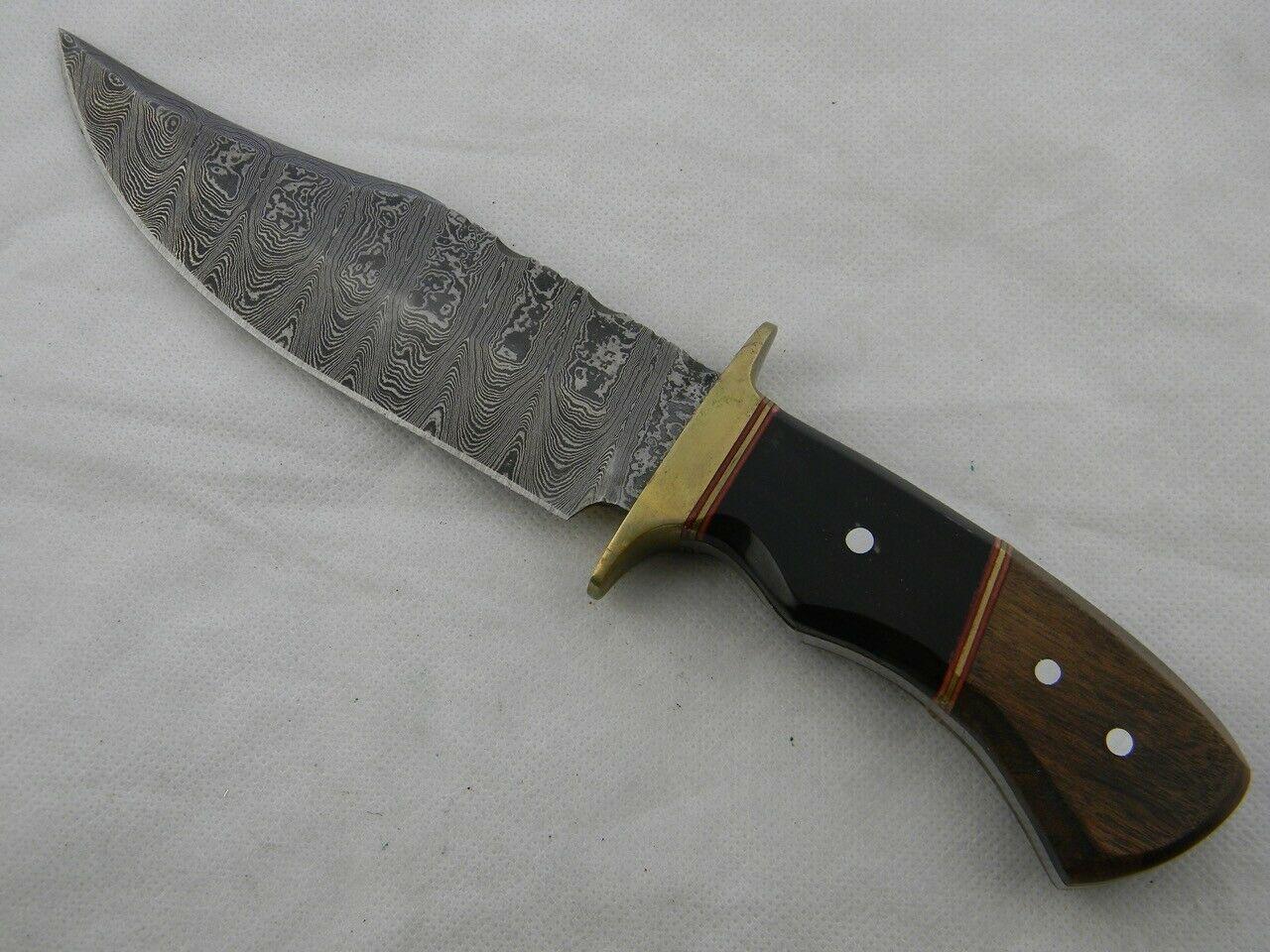 Custom Hand Made Bowie Knife | Damascus Blade | Water Buffalo Horn & Wood Handle
