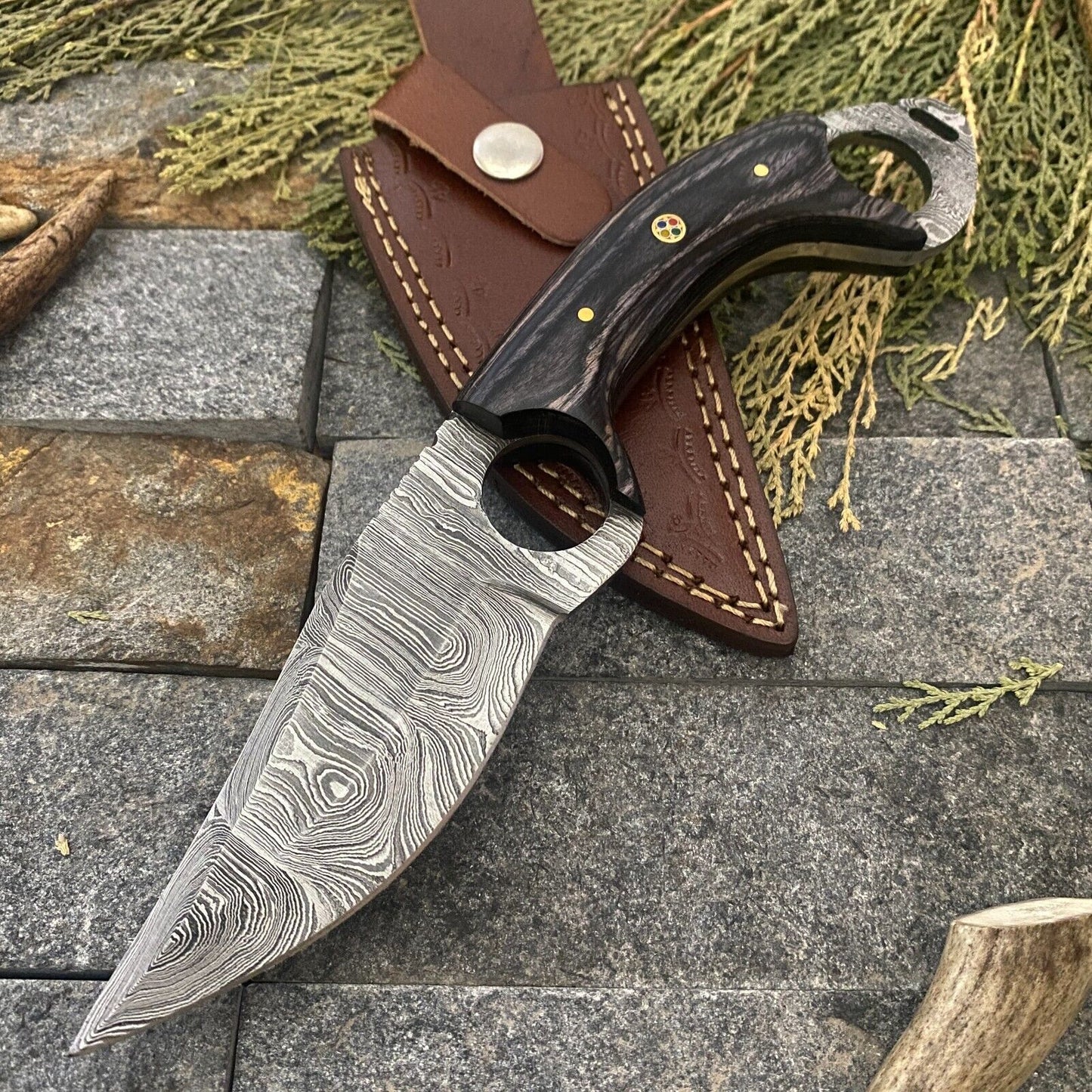 10" Hand Forged Damascus Camping Bowie Knife – Wood Handle with Leather Sheath