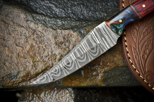 Hand Crafted Twist Damascus Skinner Knife Hard Wood Handle for Fishing and Hunting