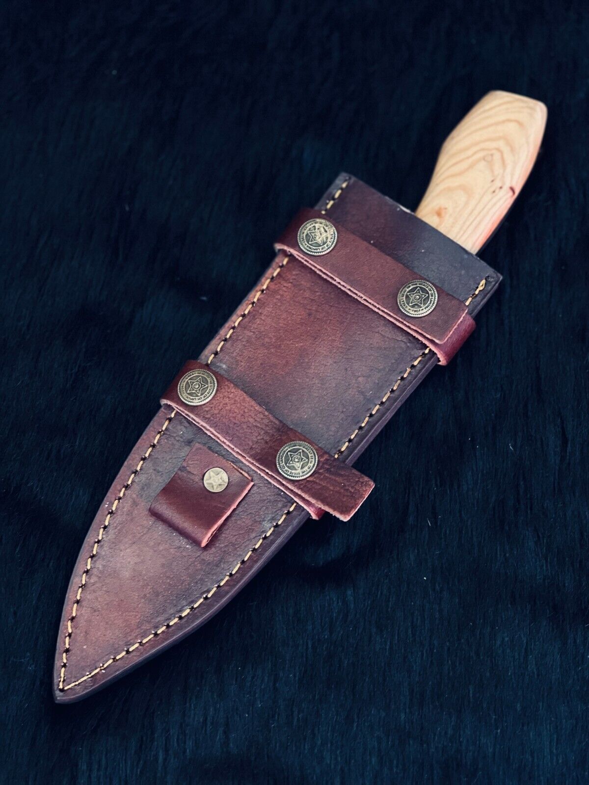 11" Twist Damascus Steel Bowie Knife – Wood Handle