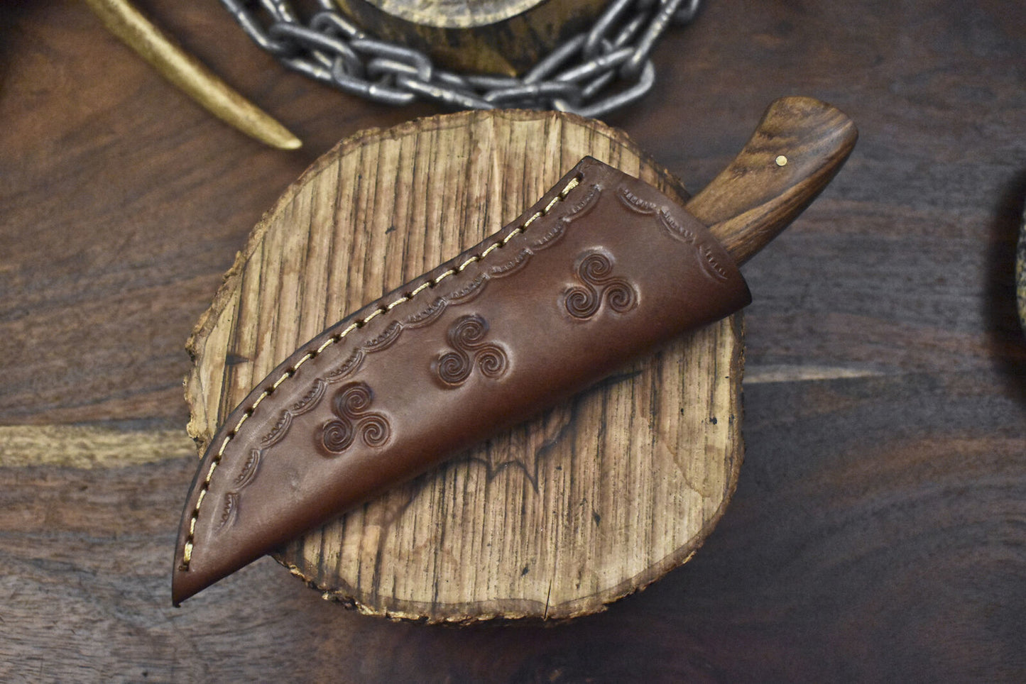 Rain Drop Damascus Skinner Knife with Walnut Wood Handle – Handmade 8" Hunting Knife