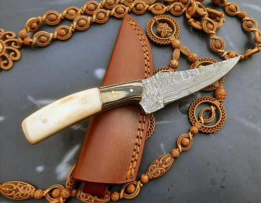 Damascus Steel Bushcraft Skinner Hunting Knife with Camel Bone and Wood Handle – 8 Inch Handmade Blade with Leather Sheath