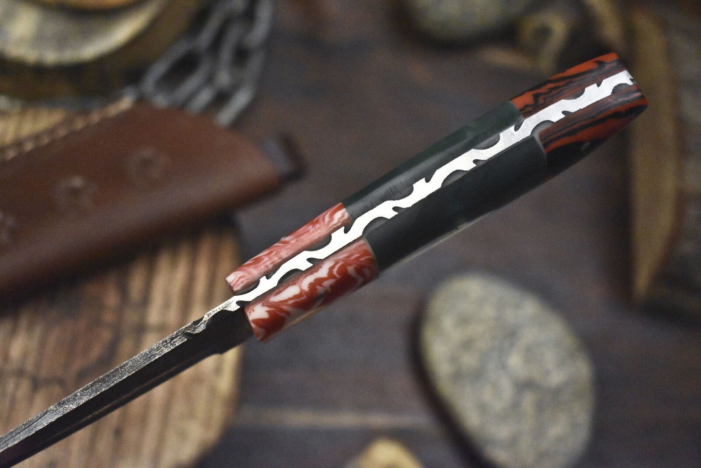 Twist Damascus Skinner Knife with Corian Handle and Micarta Bolster – Hand Forged Hunting Blade