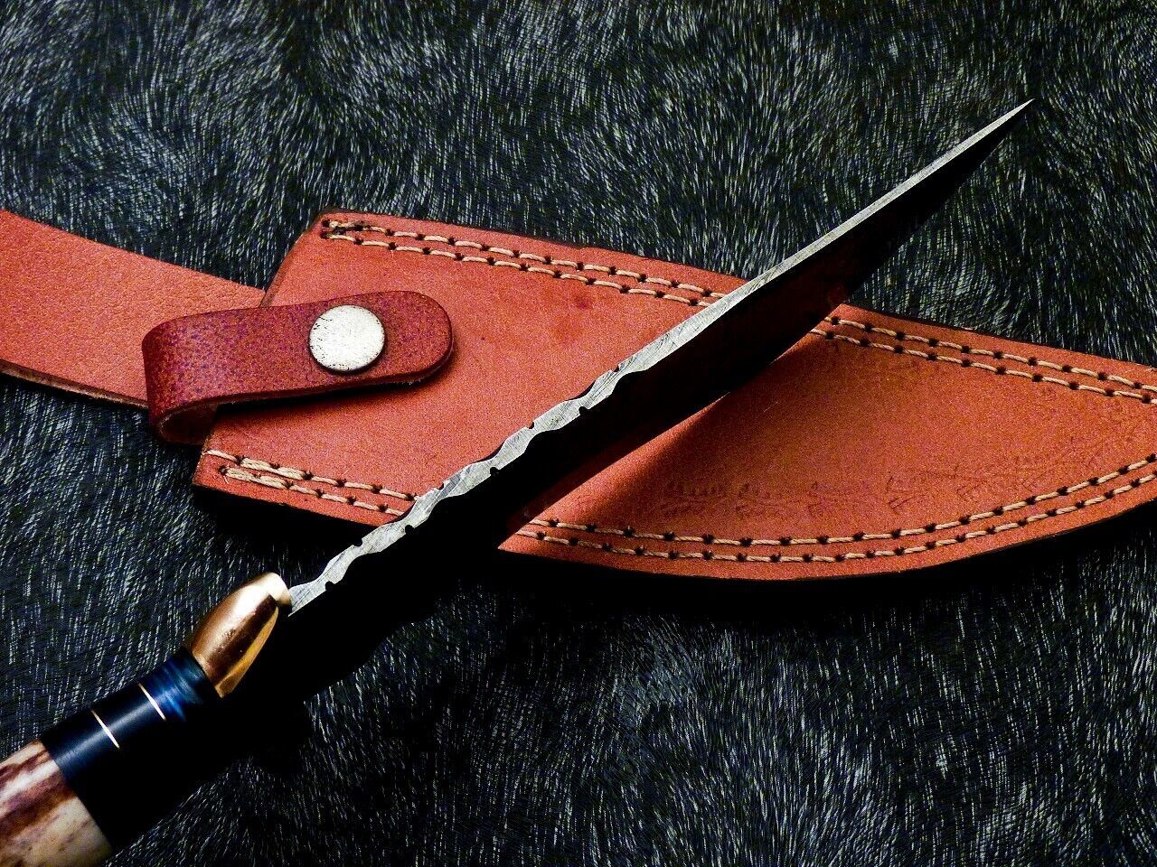 10.5" Handmade Damascus Steel Bowie Knife – Stag Horn & Hardwood Handle with Leather Sheath