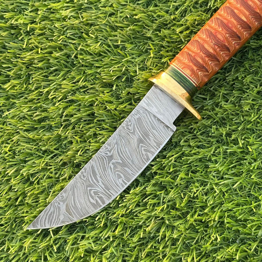 10" Damascus Bowie Knife with Wooden Handle & Brass Guard