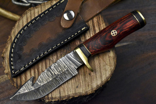 Custom Twist Damascus Skinner Knife with Gut Hook and Hardwood Handle – Handmade Hunting Knife