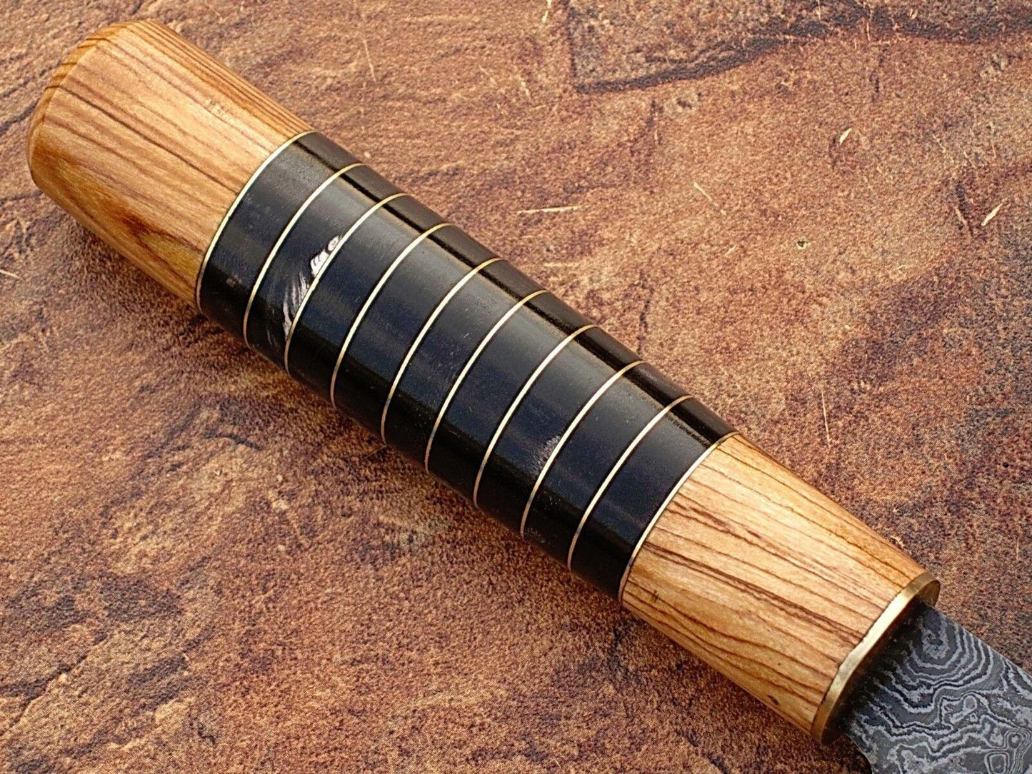 2-Piece Handmade Damascus Chef Knife Set – Olive Wood & Buffalo Horn, Full Tang Japanese Steel