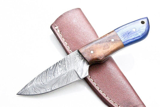 Custom Damascus Hunting Skinner Knife Wood Handle Fixed Blade with Leather Sheath