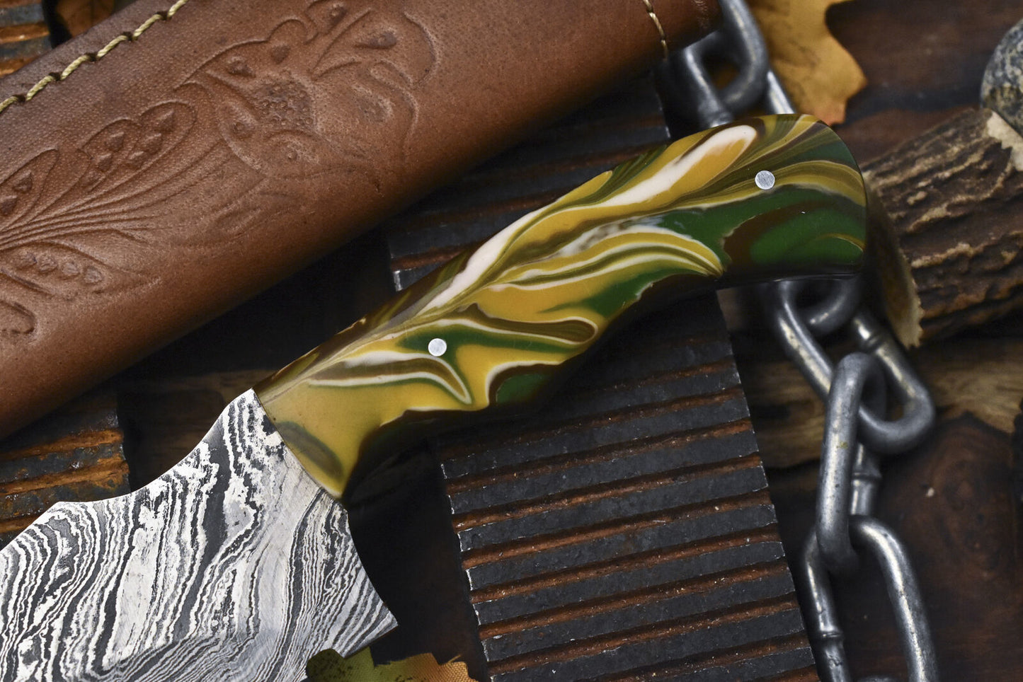 Twist Damascus Skinner Knife with Micarta Handle – 8.5 Inch Hunting and Sports Blade with Leather Sheath
