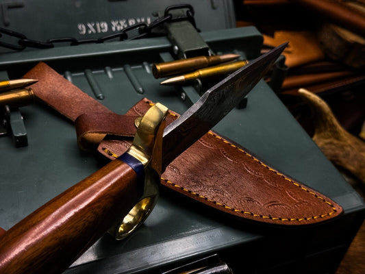 Handmade Damascus Bowie Knife – Full Tang Hunting Blade with Twist Hardwood Handle & Sheath | Heritage Forge