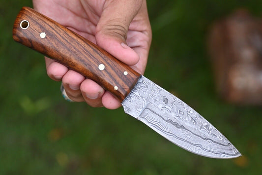 Damascus Steel EDC Skinning Hunting Knife with Hardwood Handle – 7.5 Inch Handmade Blade with Leather Sheath