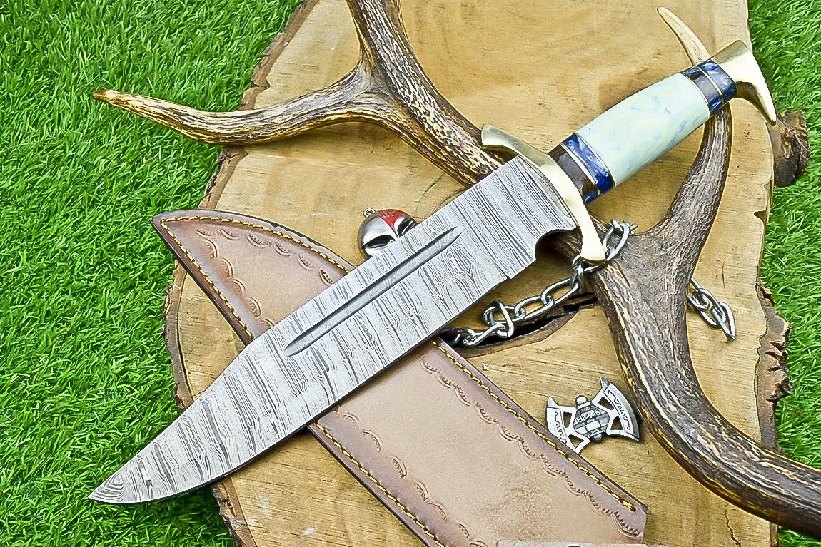 17" Premium Handmade Damascus Steel Bowie Knife – Resin Handle, Brass Bolster & Leather Sheath
