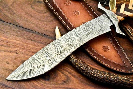 Rare Handmade Damascus Steel Bowie Knife – 16" Hunting Blade with Walnut Wood Handle