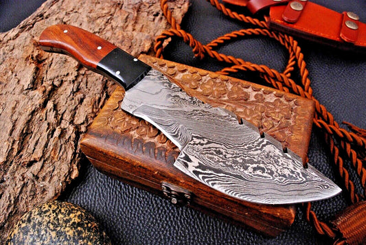 Tracker Hunting Knife Bushcraft – Hand Forged Damascus Steel with Leather Sheath