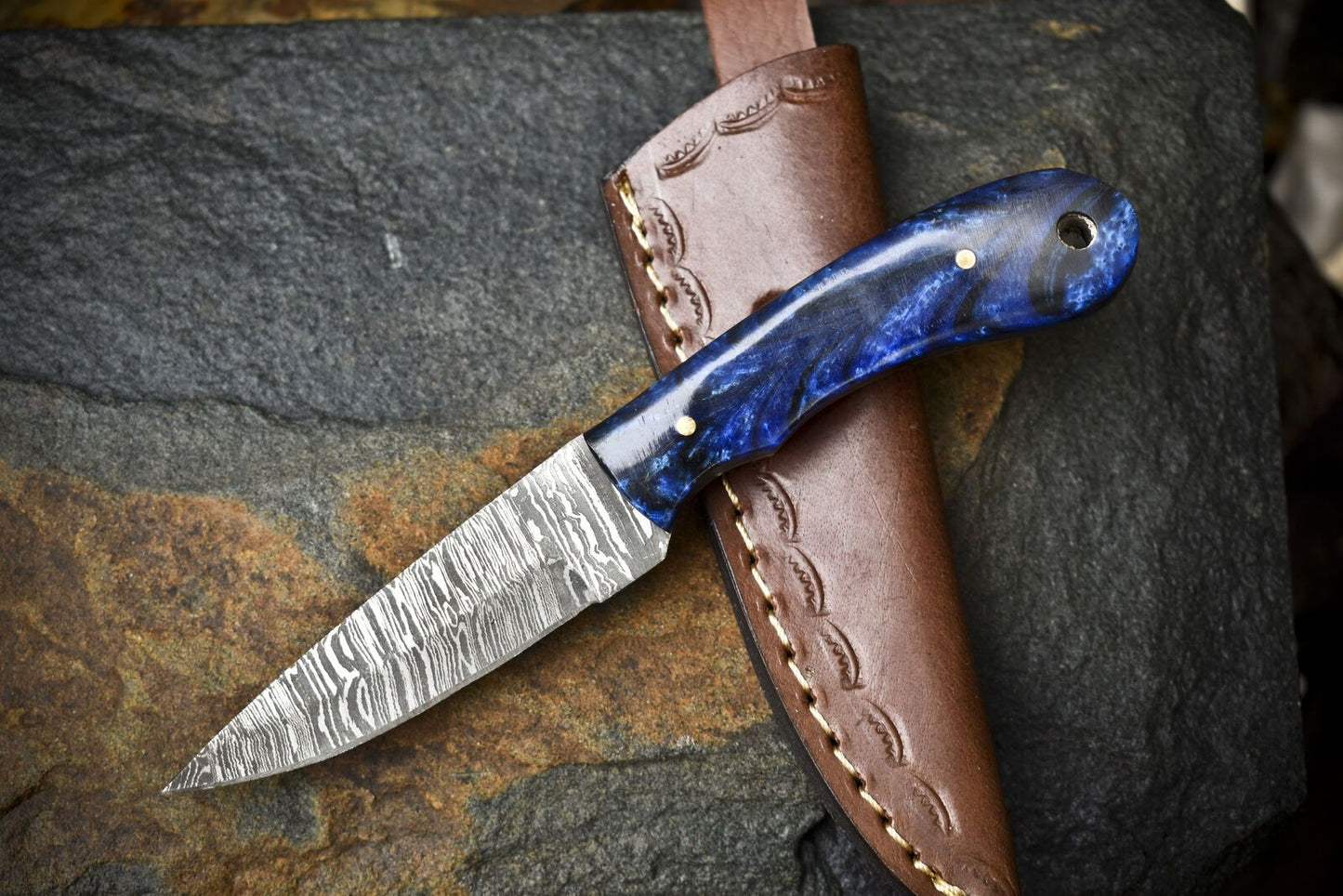 Twist Damascus Skinner Knife with Micarta Handle – Compact Survival Gift for Veterans