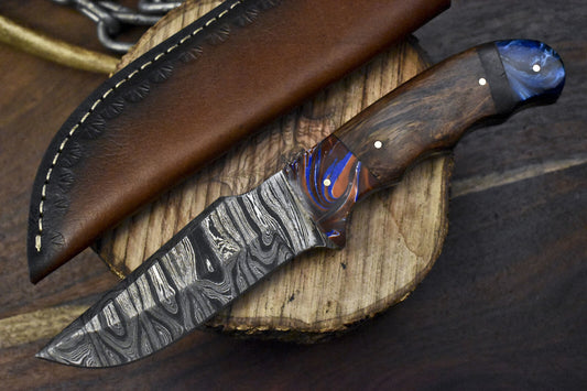 9.5" Forged Skinner Knife Twist Damascus Walnut Wood Handle with Sheath