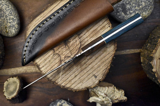 Twist Damascus Hunting Skinner Knife with Hard Wood Handle and Wooden Bolster