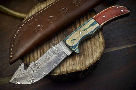 Forged Twist Damascus Skinner Knife with Gut Hook and Hard Wood Handle – Handmade Survival Fixed Blade Hunting Knife