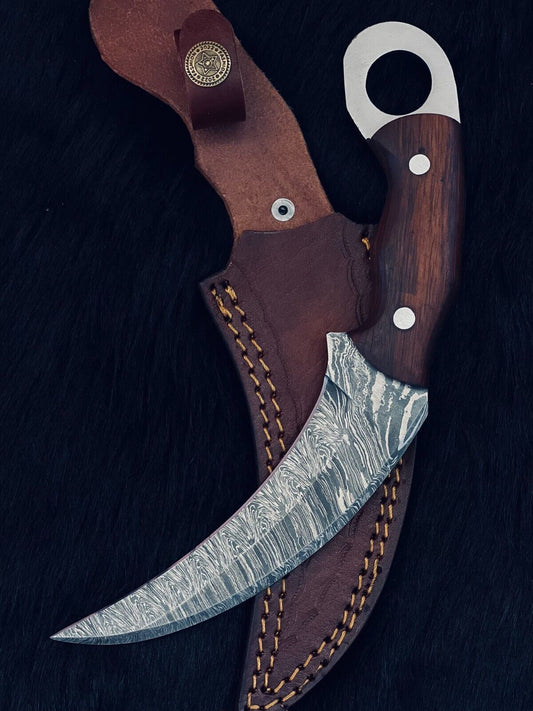 Heritage Forge 9.5 Inch Twist Damascus Steel Karambit Knife with Wood Handle
