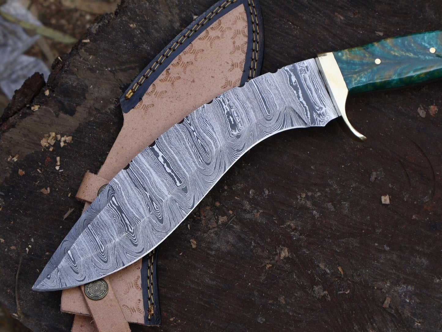 15 Inch Handmade Damascus Steel Bowie Hunting Knife with Resin Handle