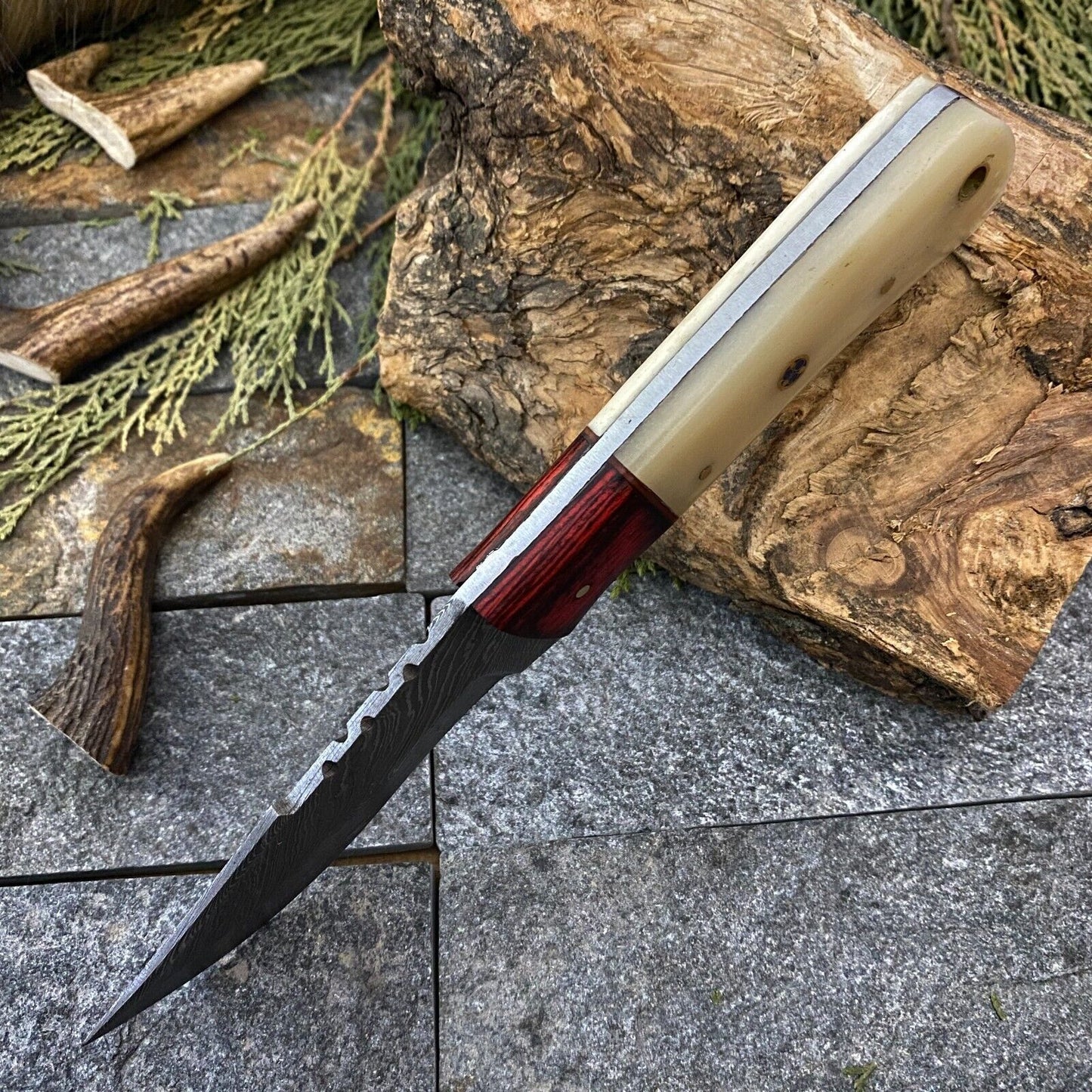 Twist Damascus Hunting Skinner Knife with Camel Bone and Wood Handle