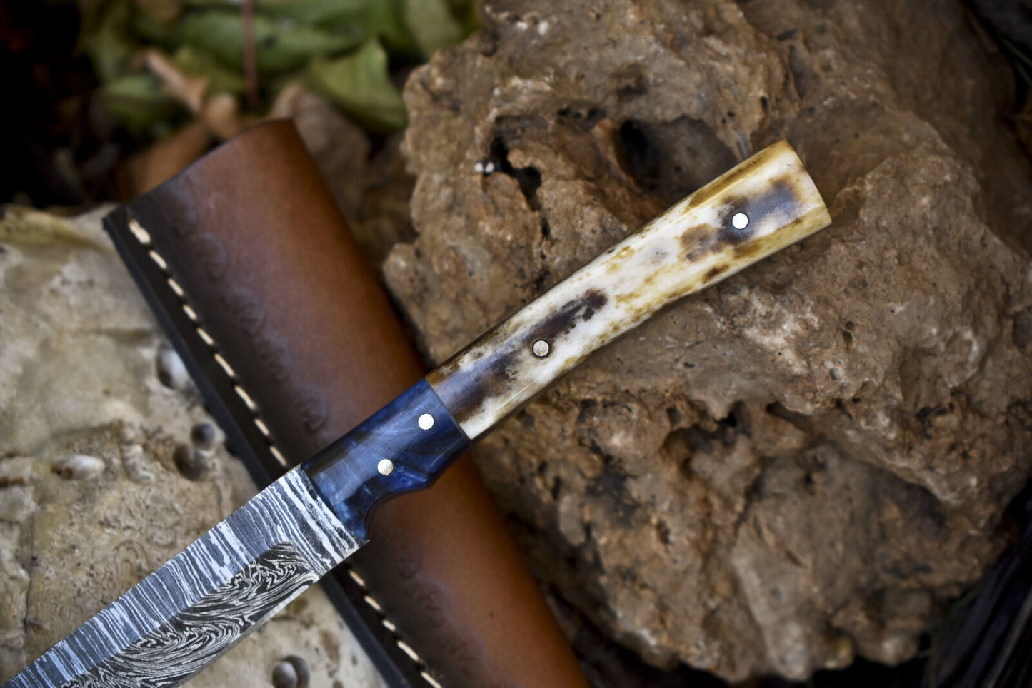 Twist Damascus Skinner Knife with Bone Handle and Micarta Bolster – Handmade Forged Outdoor Sports Blade with Leather Sheath
