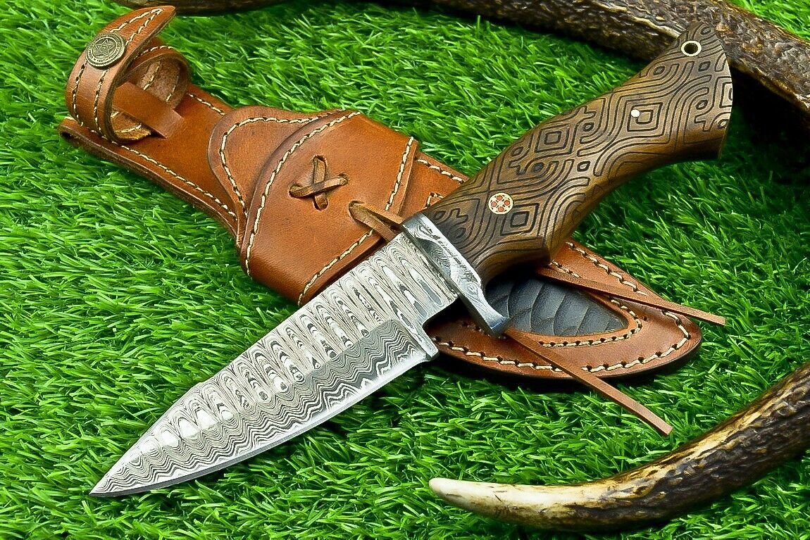 10 Inch Custom Forged Damascus Steel Bowie Hunting Knife with Natural Wood Handle