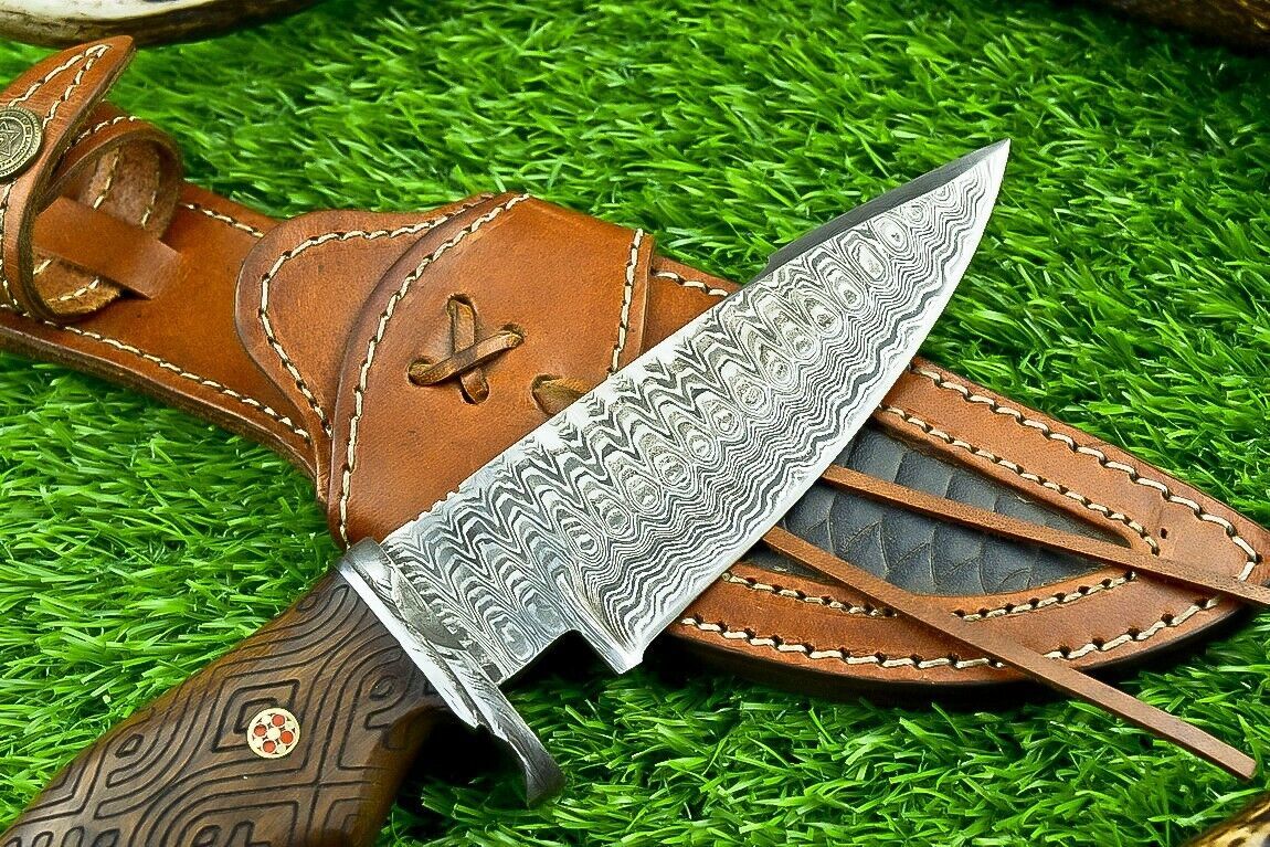 10 Inch Custom Forged Damascus Steel Bowie Hunting Knife with Natural Wood Handle