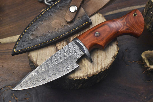 Custom Forged Hunting Skinner Knife Ladder Damascus Hard Wood Outdoor