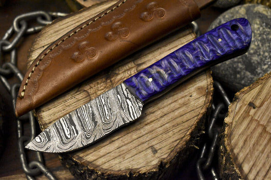 Twist Damascus Skinner Knife with Walnut Wood Handle EDC Hunting Blade