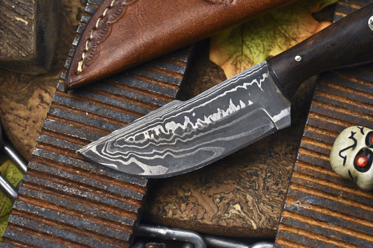 Fire Pattern Damascus Skinner Knife – Walnut Wood Handle with Leather Sheath for Hiking and Bushcraft