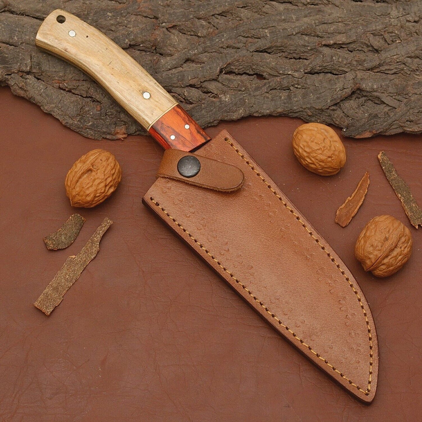 Handmade Damascus Steel Chef Knife – Kitchen Knife with Wood Handle & Leather Sheath
