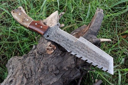 12" Handmade Damascus Steel Tracker Knife – Hunting Survival Skinning Bowie with Ram Horn Handle & Leather Sheath
