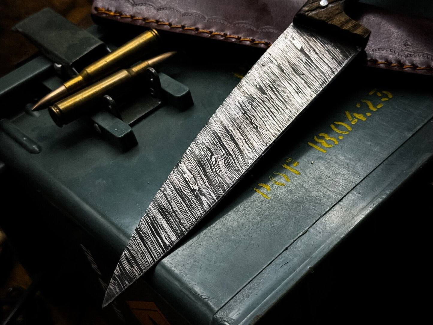 Handmade Damascus Steel Hunting Kitchen Chef Knife, Horn Handle, Leather Sheath