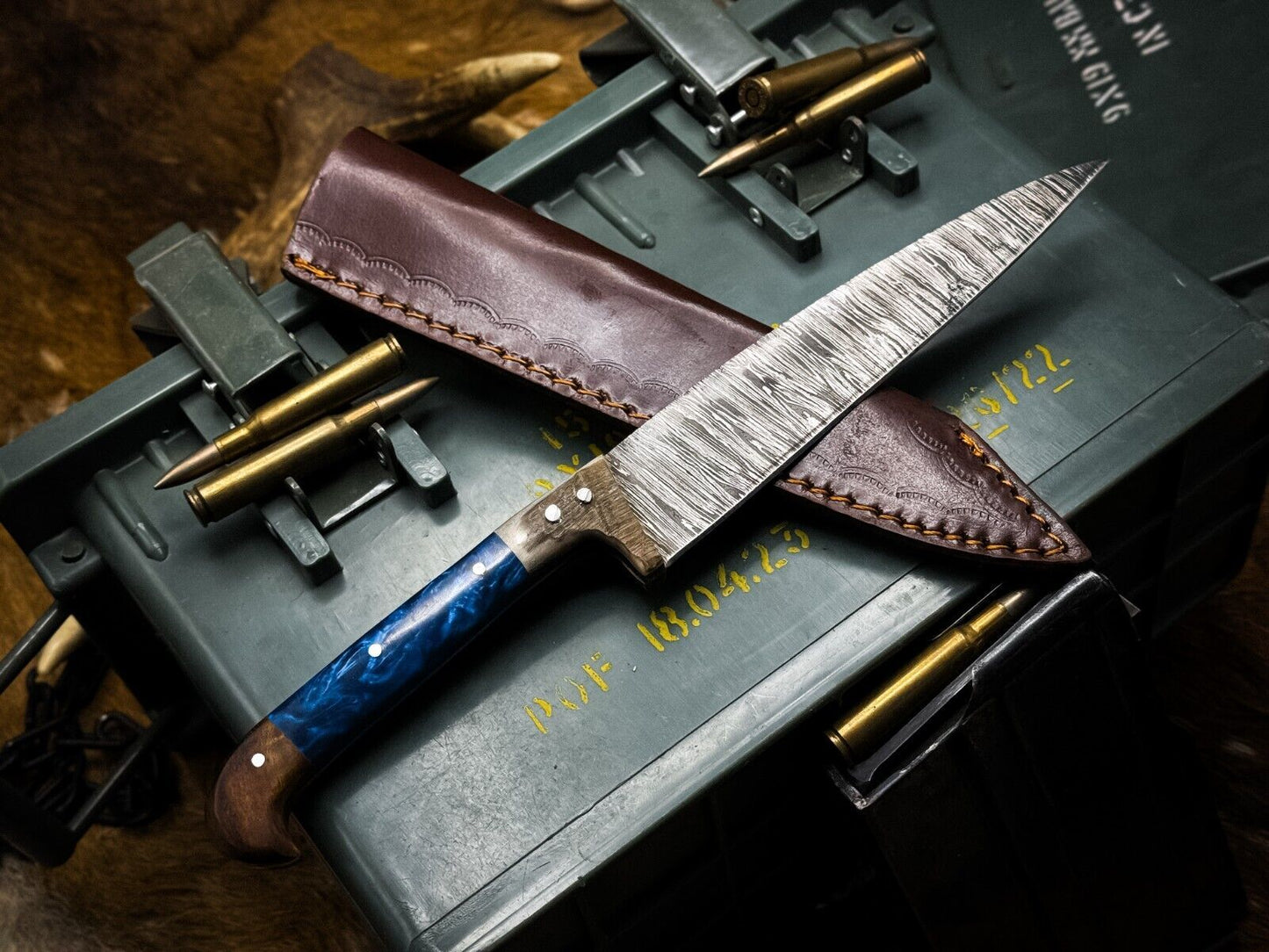 Handmade Damascus Steel Hunting Kitchen Chef Knife, Horn Handle, Leather Sheath