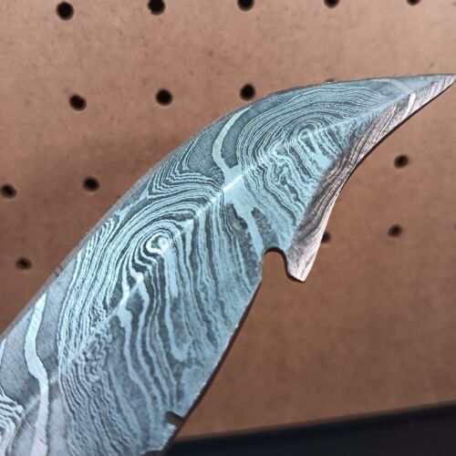Heritage Forge Used Damascus Steel Bowie Hunting Knife with Sheath Pre-Owned