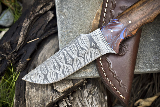 Handmade Twist Damascus Skinner Knife with Walnut Wood Handle for Hiking & Hunting