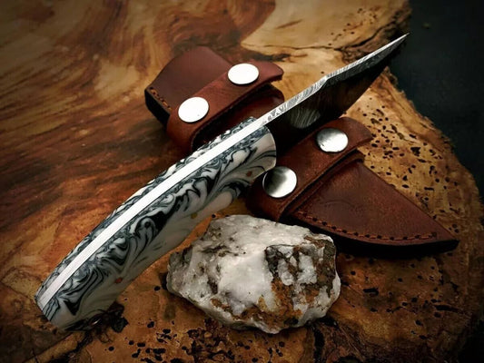 8 Inch Handmade Damascus Fixed Blade Knife with Resin Handle and Horizontal Sheath