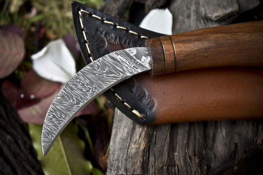 7 Inch Walnut Wood Skinner Knife Twist Damascus Blade Tactical Outdoor Tool