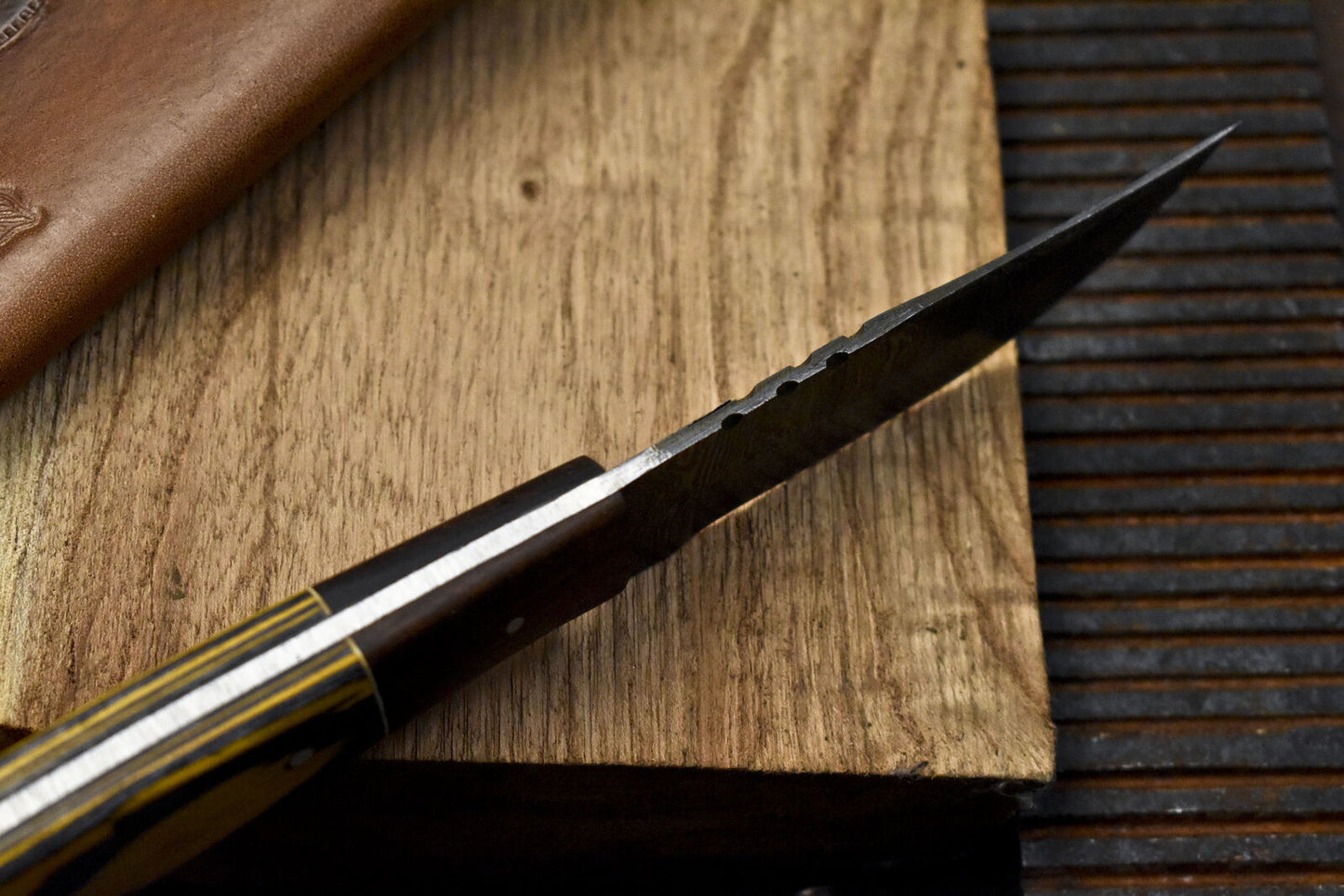 Custom Skinner Knife Twist Damascus Hard Wood Wooden Bolster Decorative w/ Leather Sheath