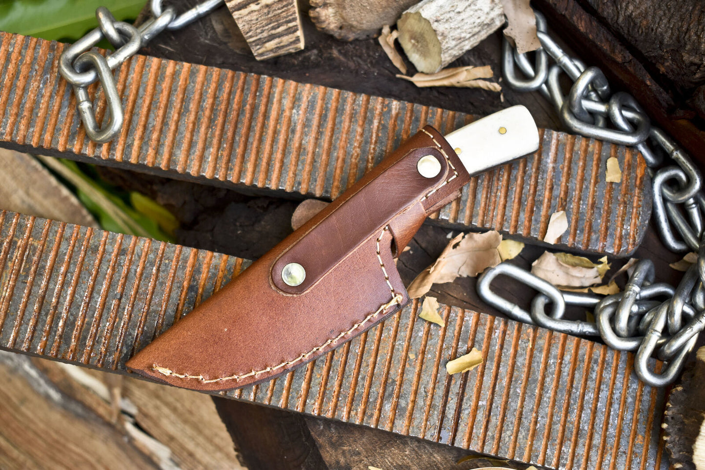 Hand Forged Ladder Damascus Skinner Knife – Bone & Wood Handle with Leather Sheath for Hunting and Bushcraft