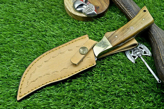 10" Hand-Forged Damascus Bowie Knife – Wooden Handle & Brass Bolster