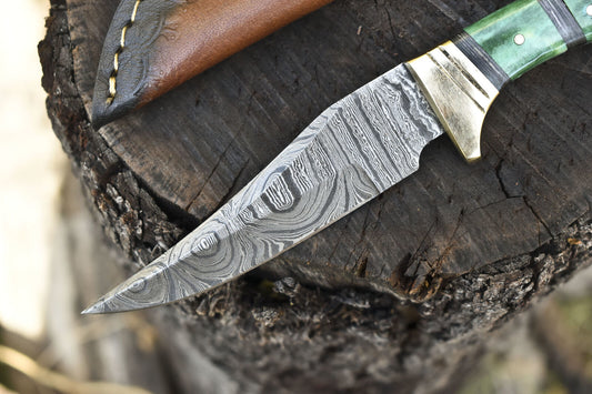 Hot Item Skinner Knife Damascus Bone Brass Guard Hunting Collectible w/ Leather Sheath