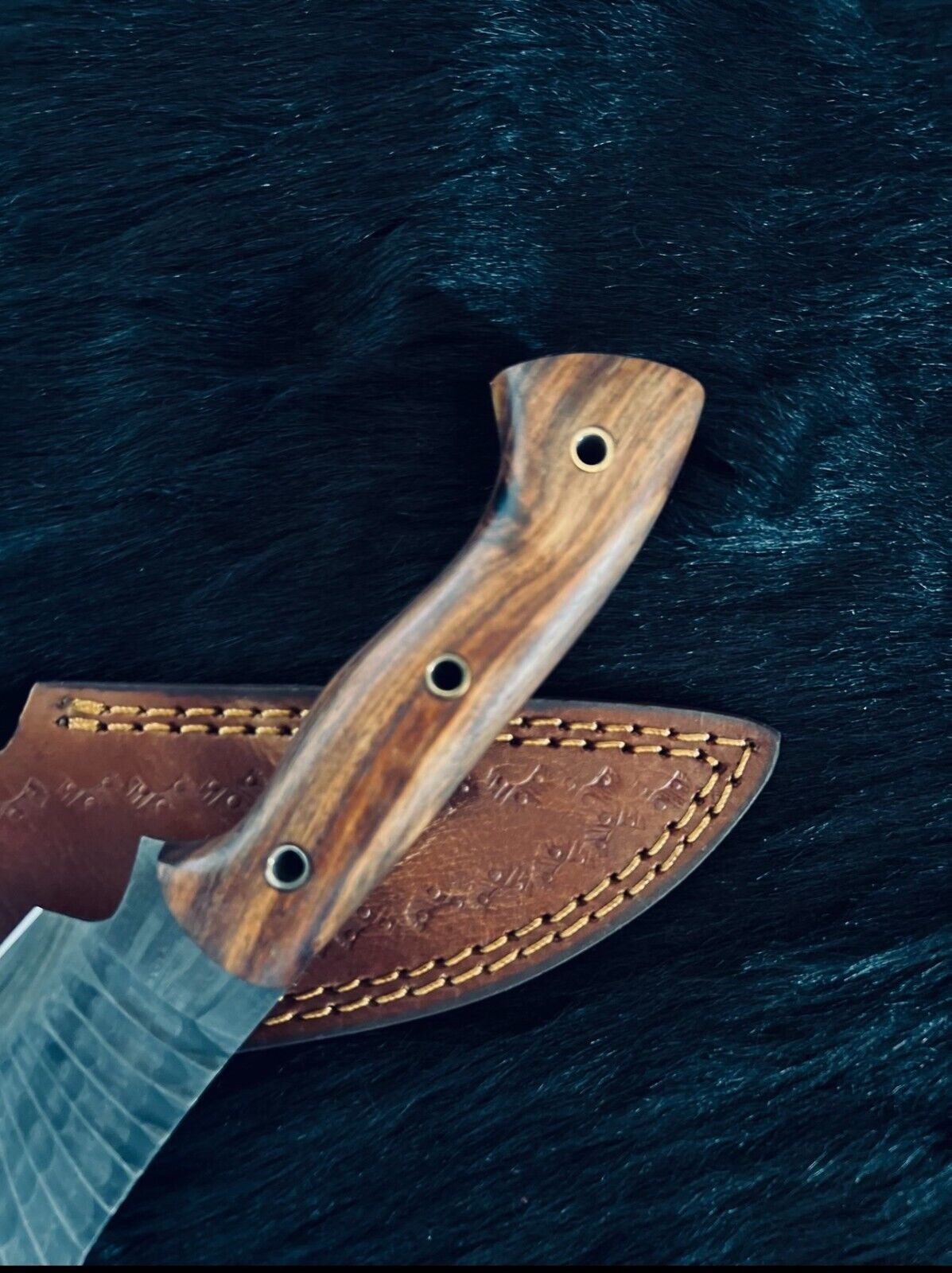 Heritage Forge 11.75 Inch Damascus Skinner Knife with Camel Bone and Wood Handle