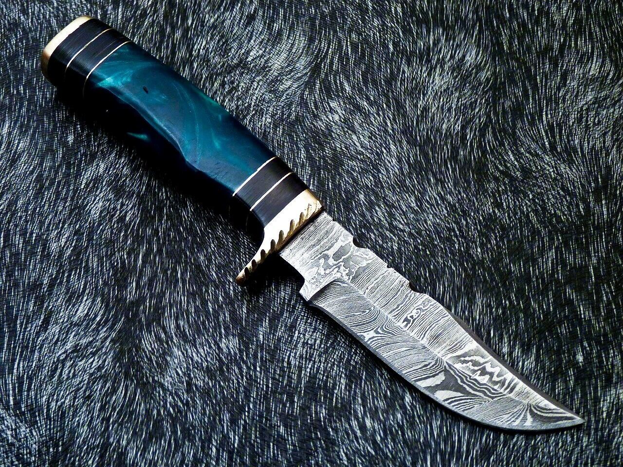 8" Damascus Steel Bowie Knife – Resin Handle