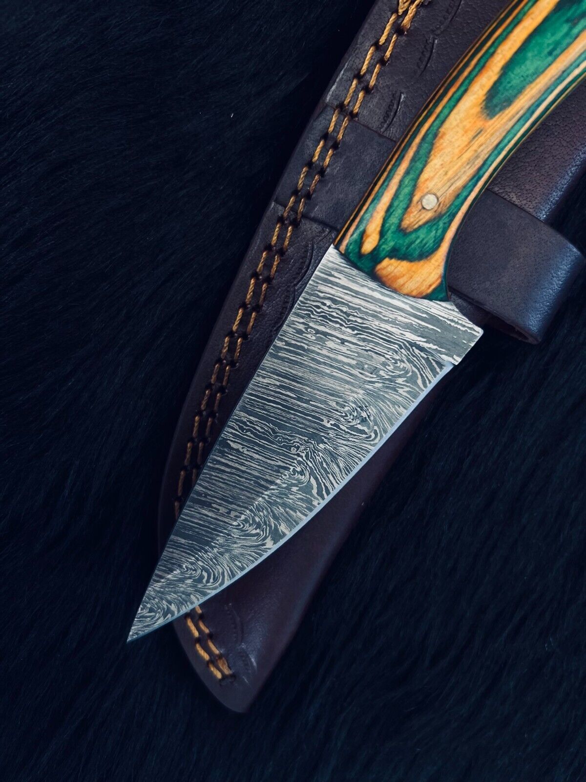 Heritage Forge 8.5 Inch Twist Damascus Skinner Knife with Camel Bone and Wood Handle