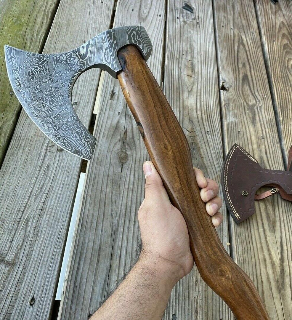 Hand Forged Damascus Steel Rosewood Handle Tomahawk Hatchet Axe with Leather Sheath